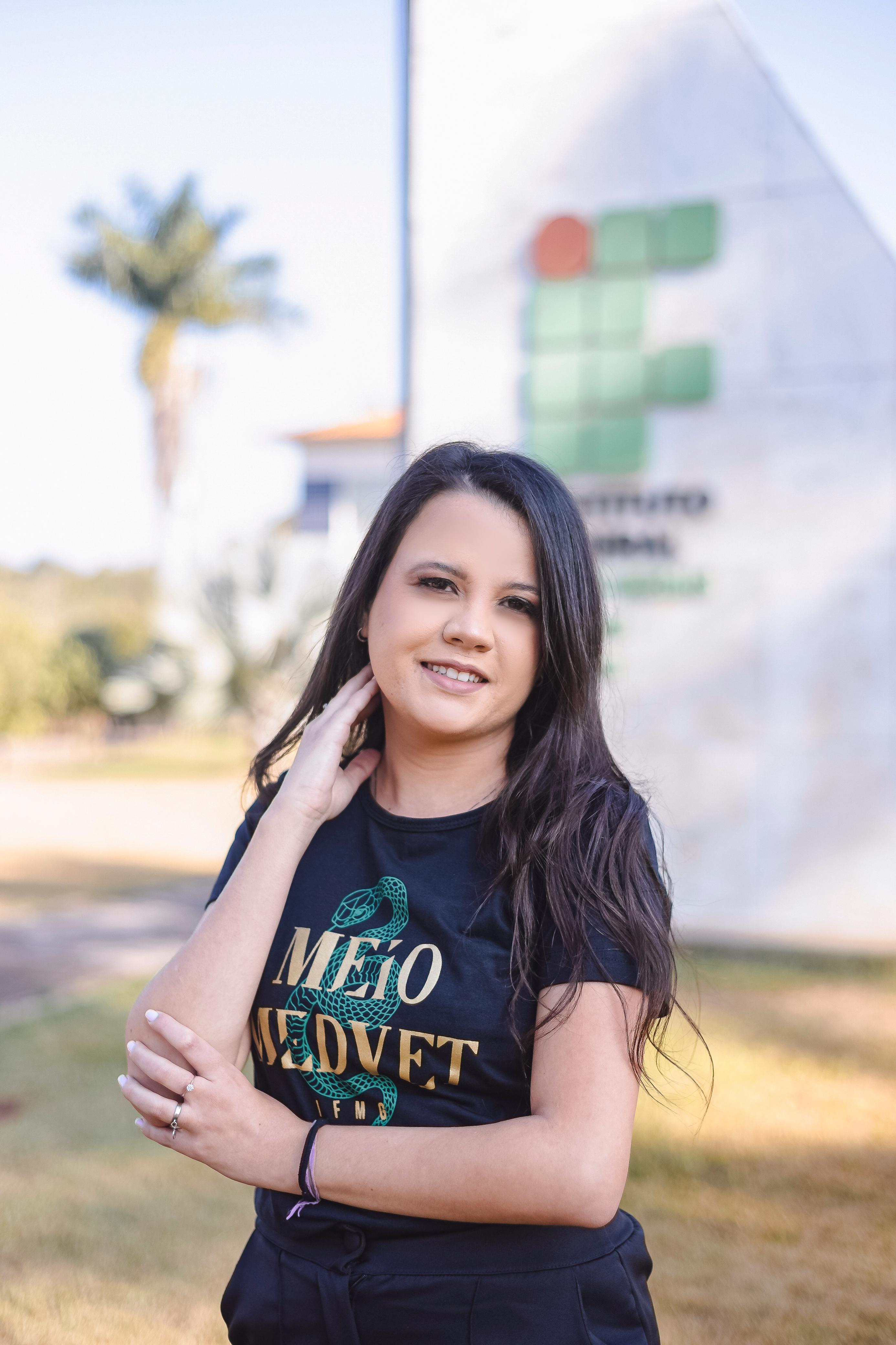 Mércia Neves Teixeira Mércia Neves Teixeira